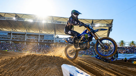 Prado & Beaumer Win Los Angeles as SMX Championship Heads to the Final